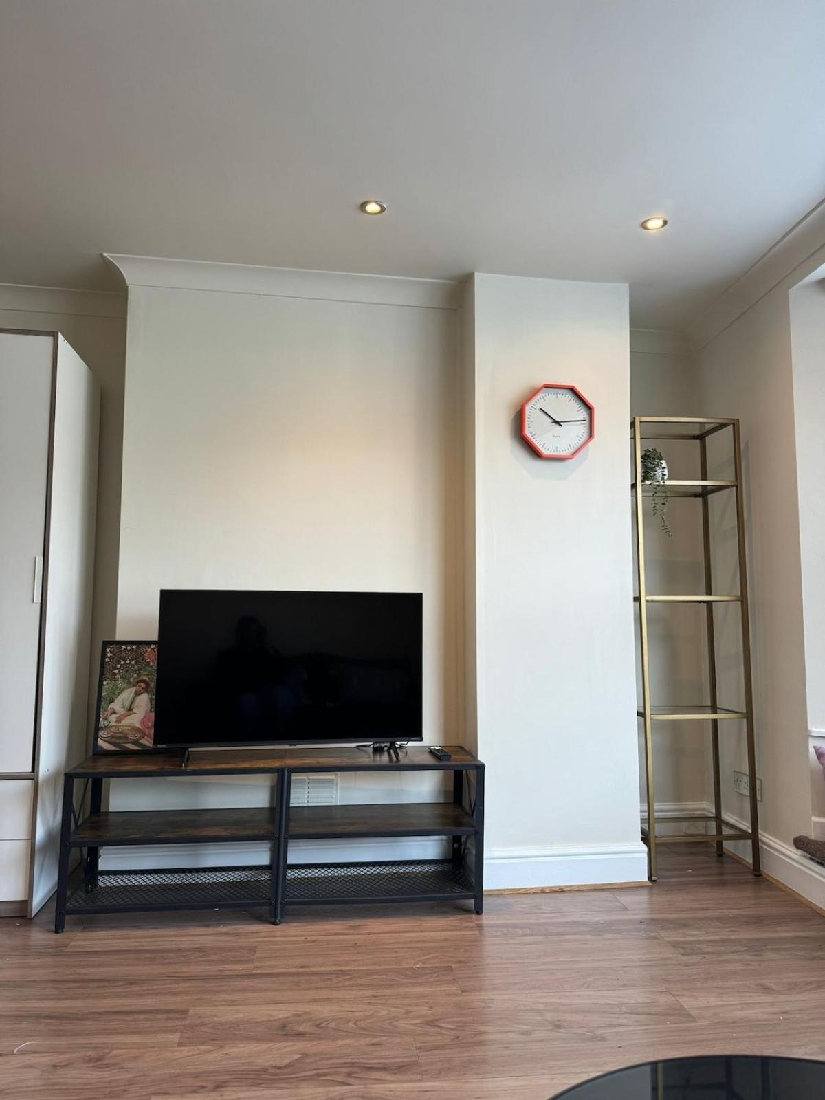 Apartment 1 Bed Flat In